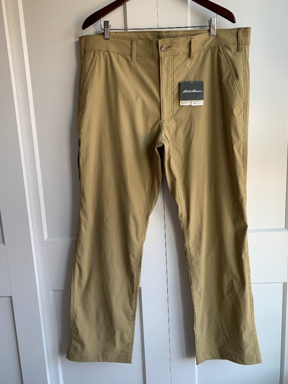 Eddie Bauer Performance Chinos Outdoor Hiking Pant Men's size 40x32